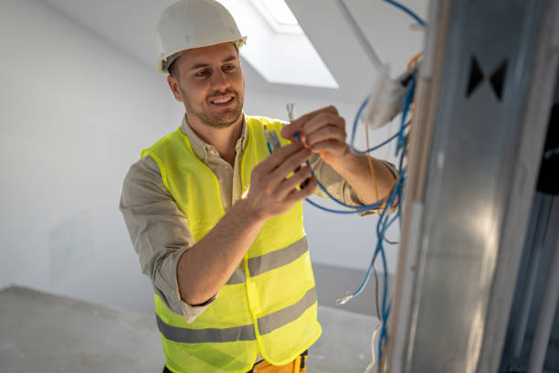 Best Commercial Electrician Services  in Sanibel, FL